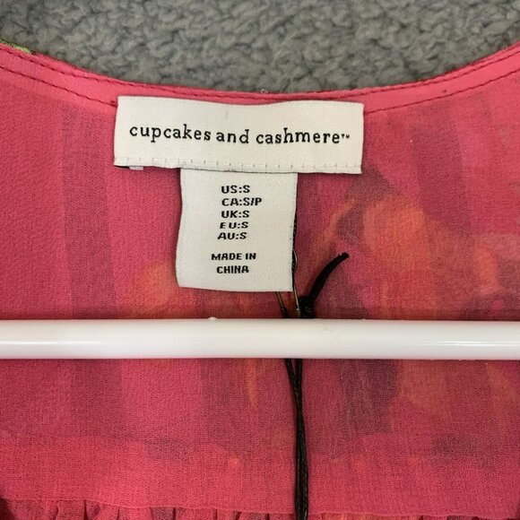 Cupcakes & Cashmere Floral Wrap Blouse V Neck Side Tie Sleeveless Multicolor - Picture 2 of 7